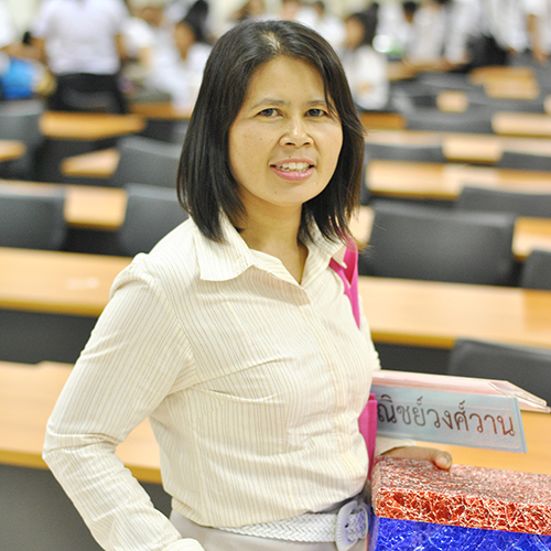 ภัทราวรรณ  ธัญธนาพงศ์